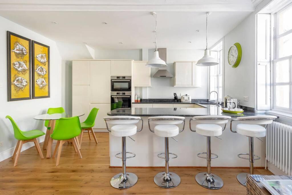 Beautiful Apartment, Incredible Central Location Бат Экстерьер фото