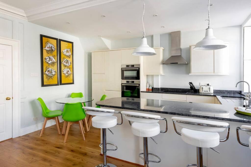 Beautiful Apartment, Incredible Central Location Бат Экстерьер фото