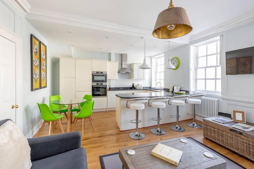 Beautiful Apartment, Incredible Central Location Бат Экстерьер фото
